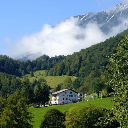 Rifugio Monte Baldo Otel Avio Dış mekan fotoğraf