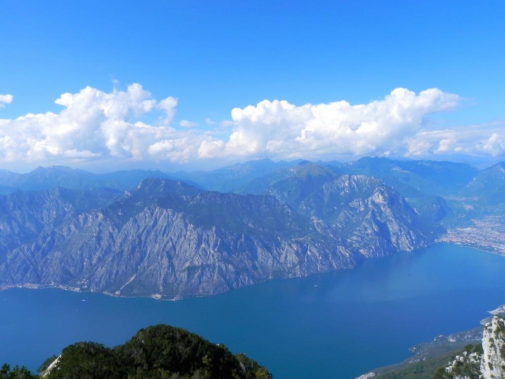 Rifugio Monte Baldo Otel Avio Dış mekan fotoğraf